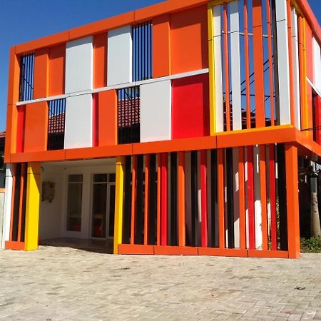 Djo Front One Inn Bengkulu Exterior foto